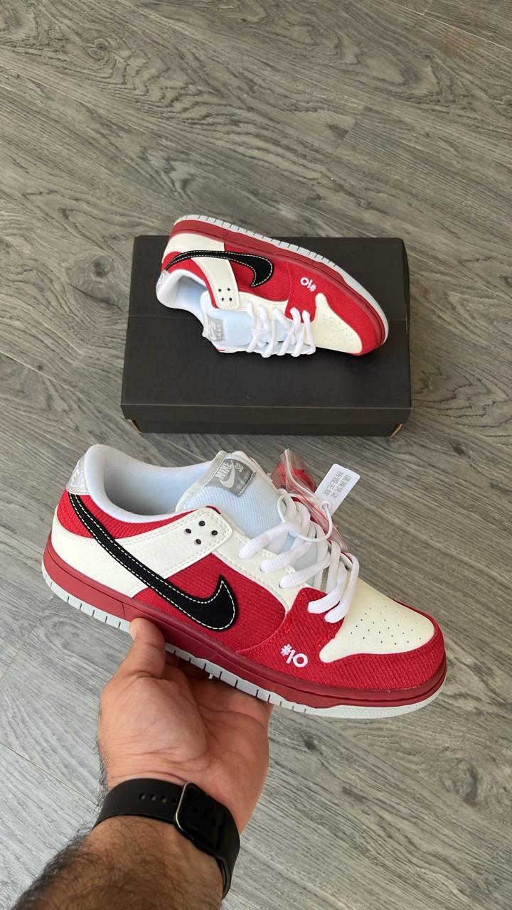 Nike SB dunk skate board museum red