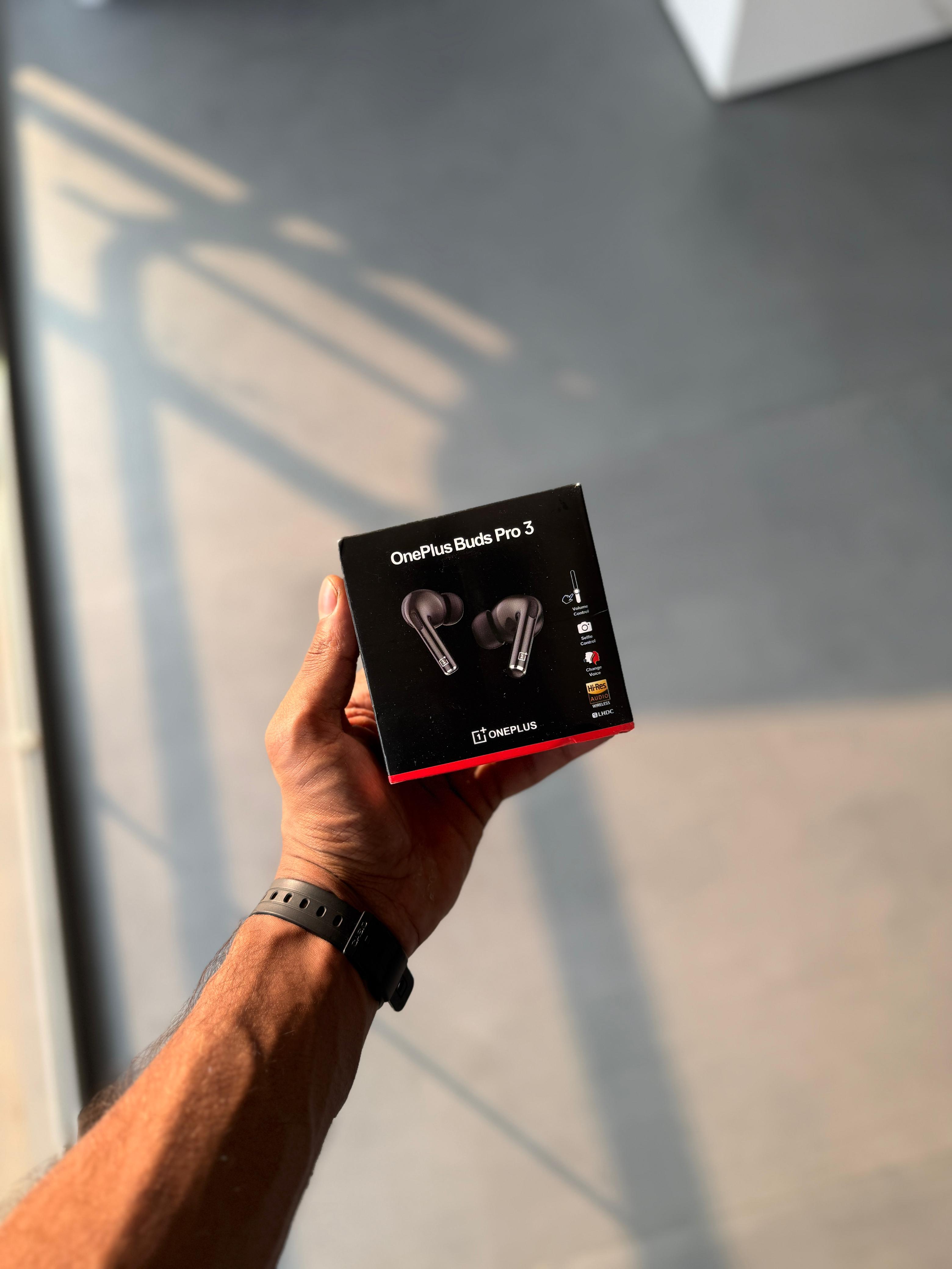 OnePlus Buds Pro 3 (TWS Earbuds)